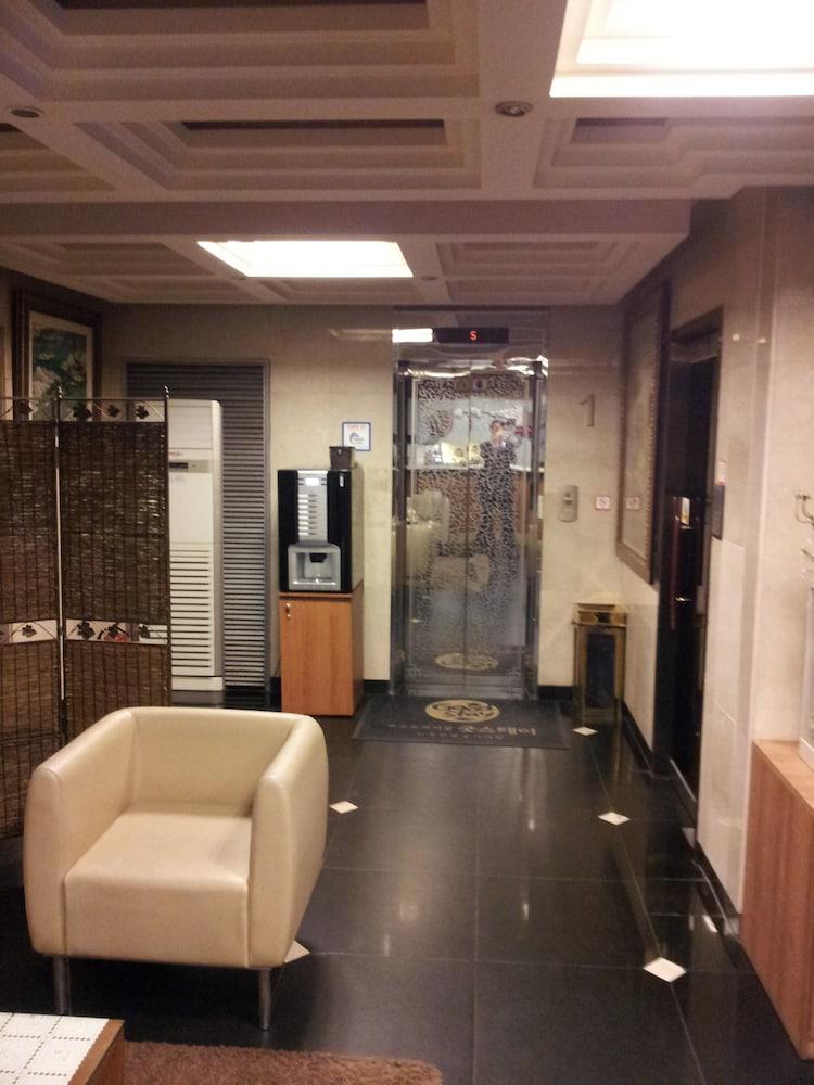 Kōyō Millennium Hotel מראה חיצוני תמונה
